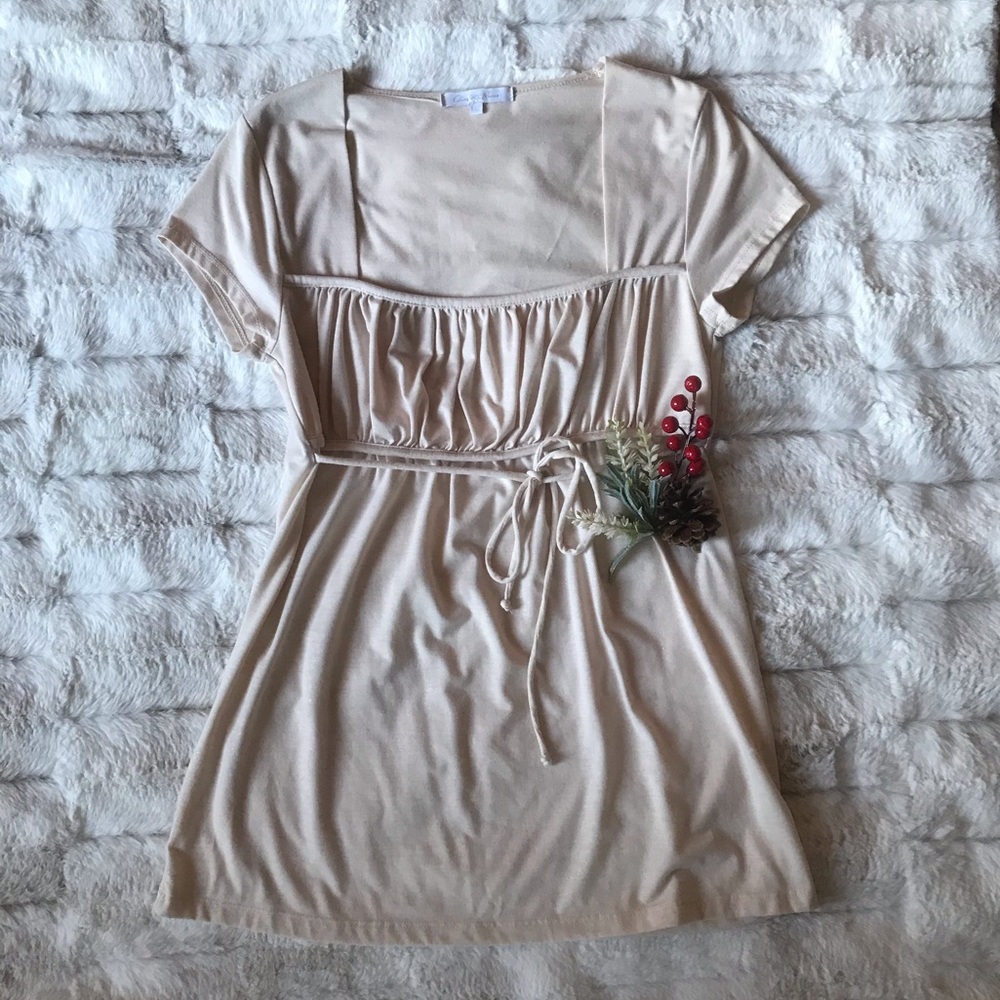 👚💕 Charlotte Russe Blouse, Cream Color, Like New
